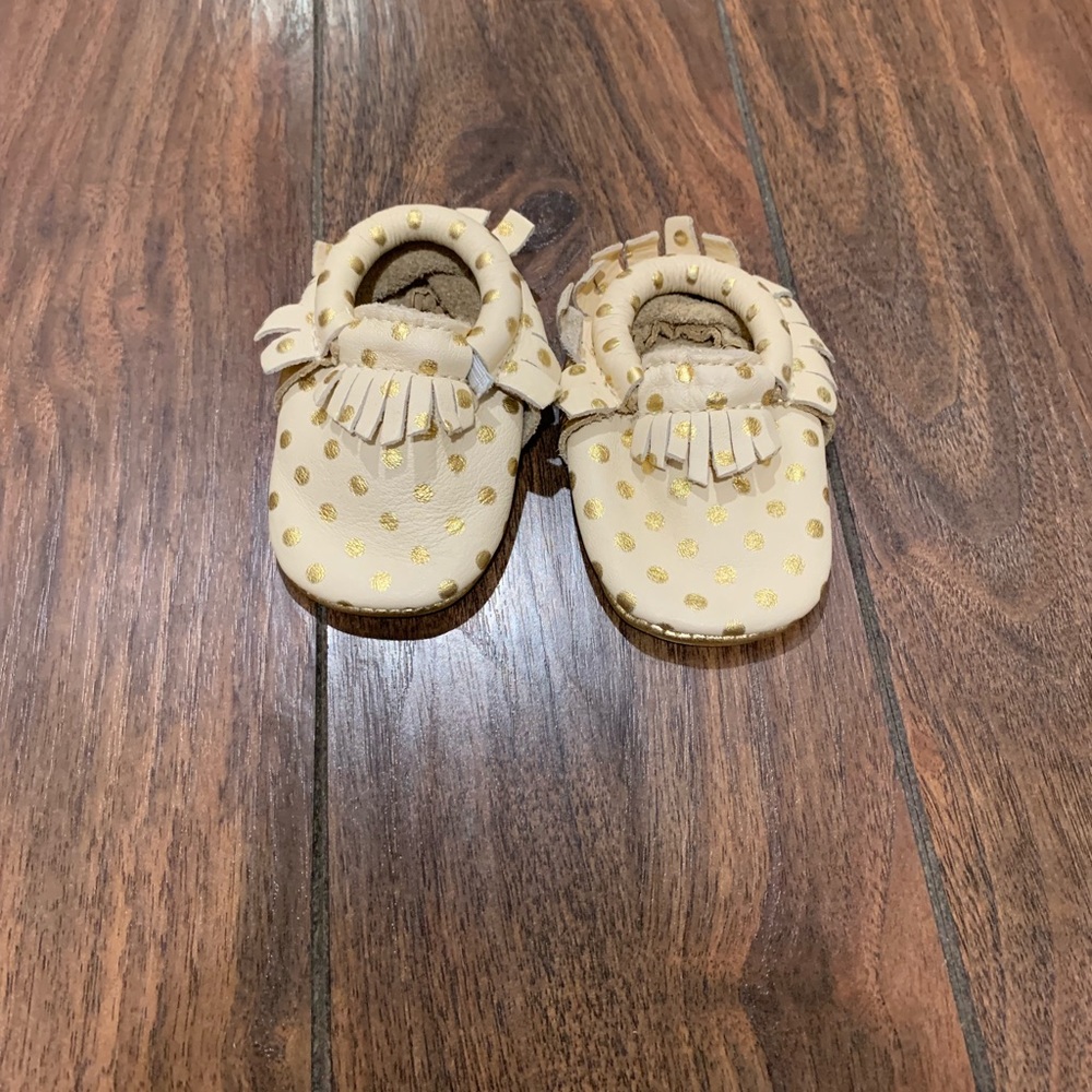 Freshly Picked Mocs size 1